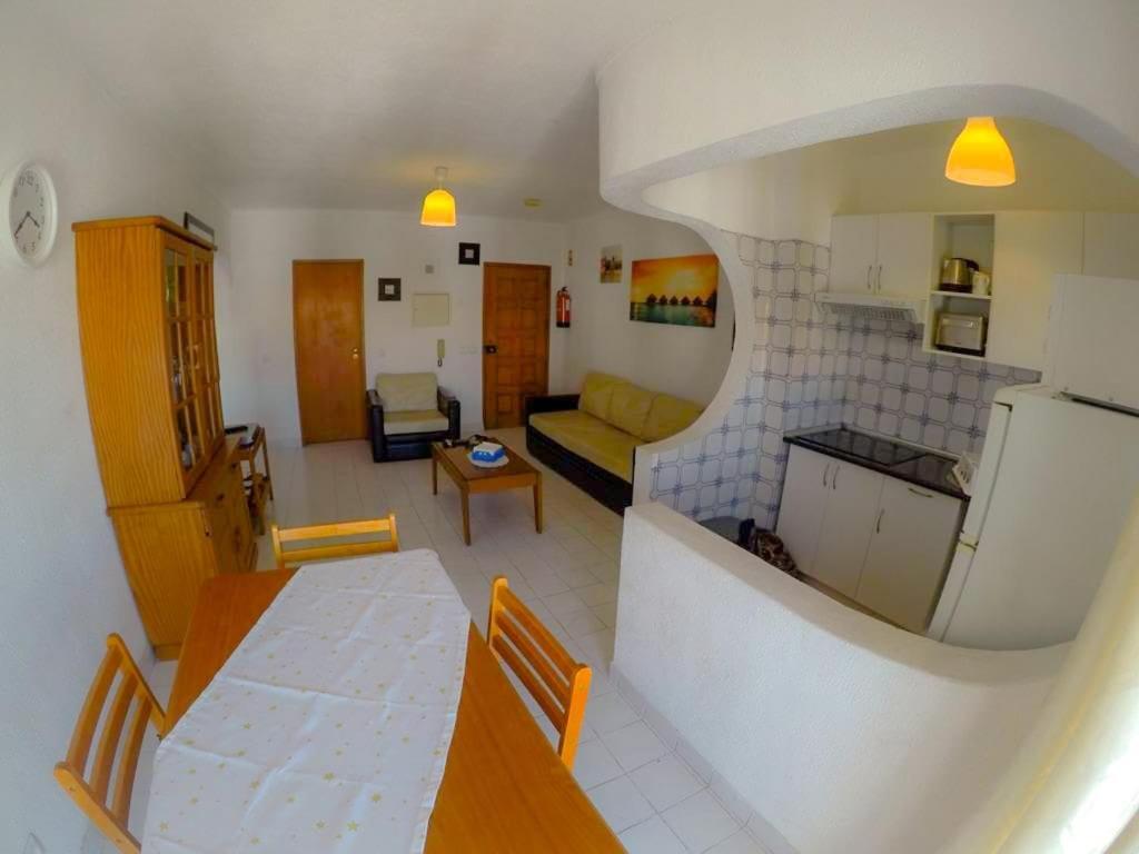 Apartment Apartamento T1 Com Piscina, Em Montechoro, Albufeira, Algarve *