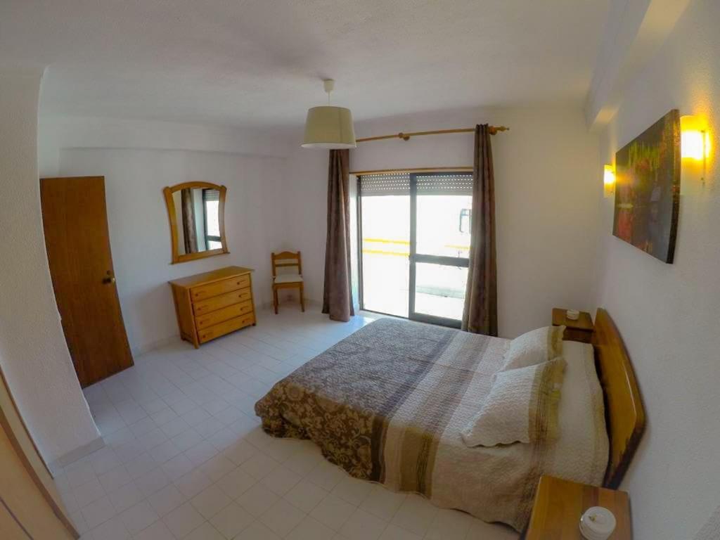 Apartment Apartamento T1 Com Piscina, Em Montechoro, Albufeira, Algarve